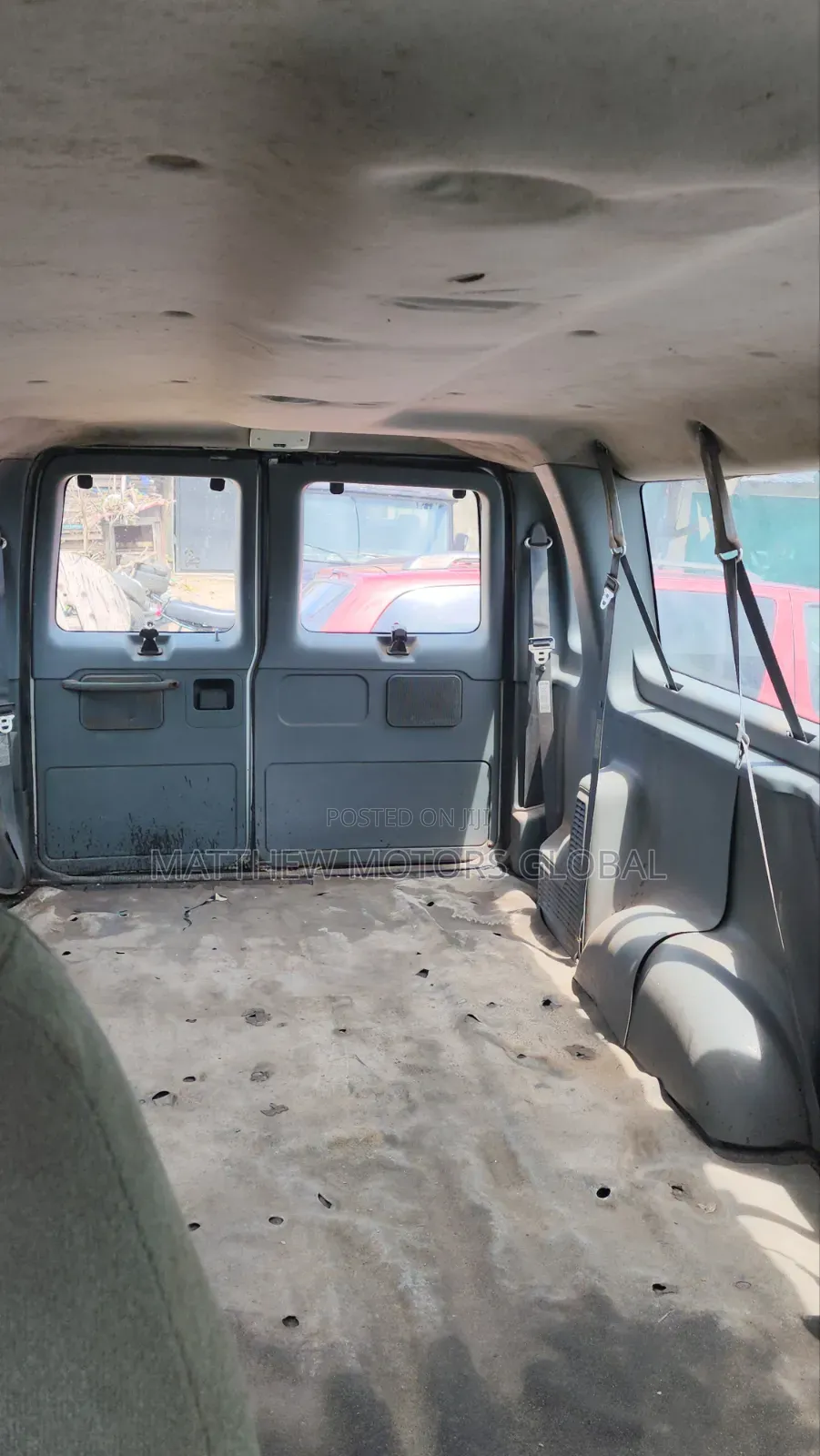 Ford E250 2005 White