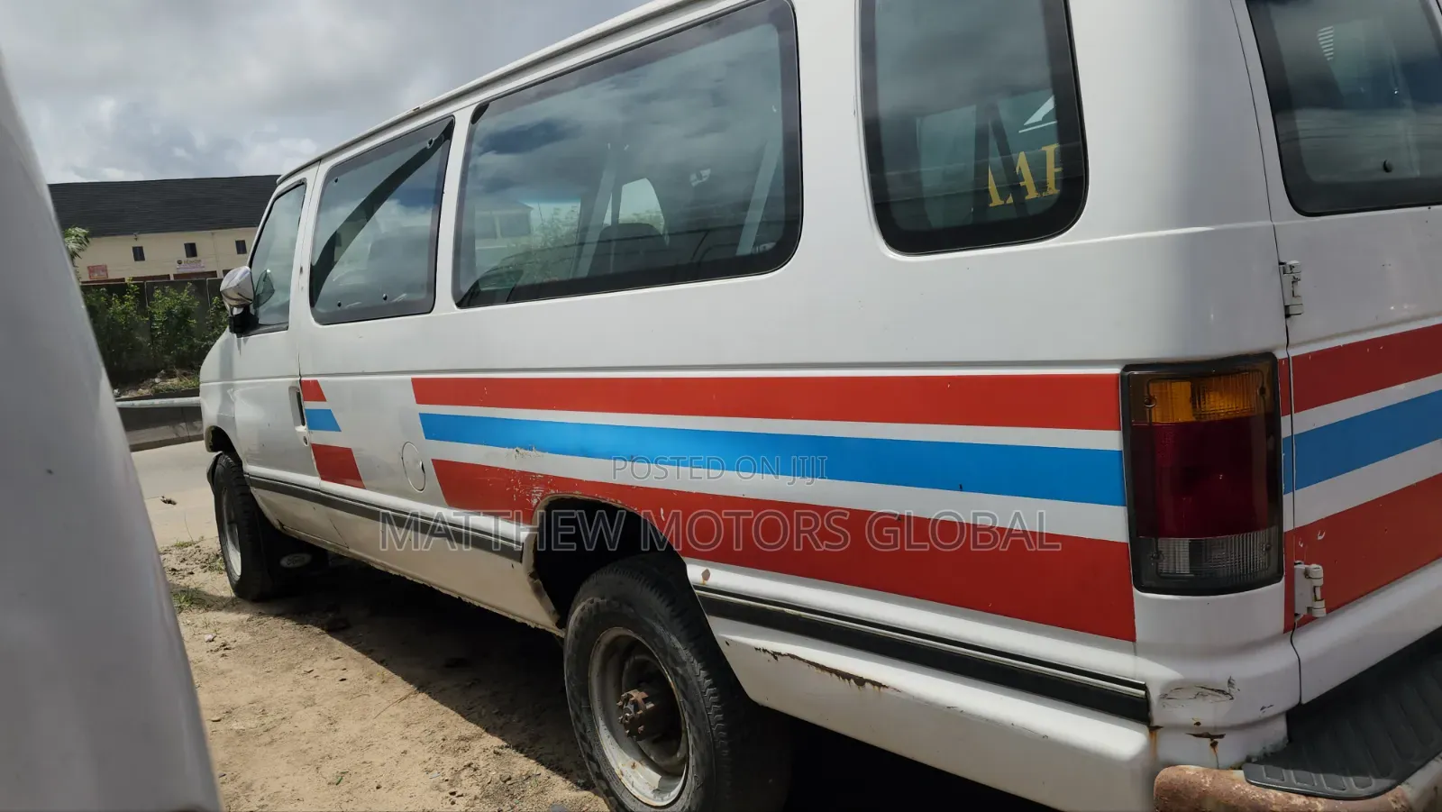 Ford E250 2005 White