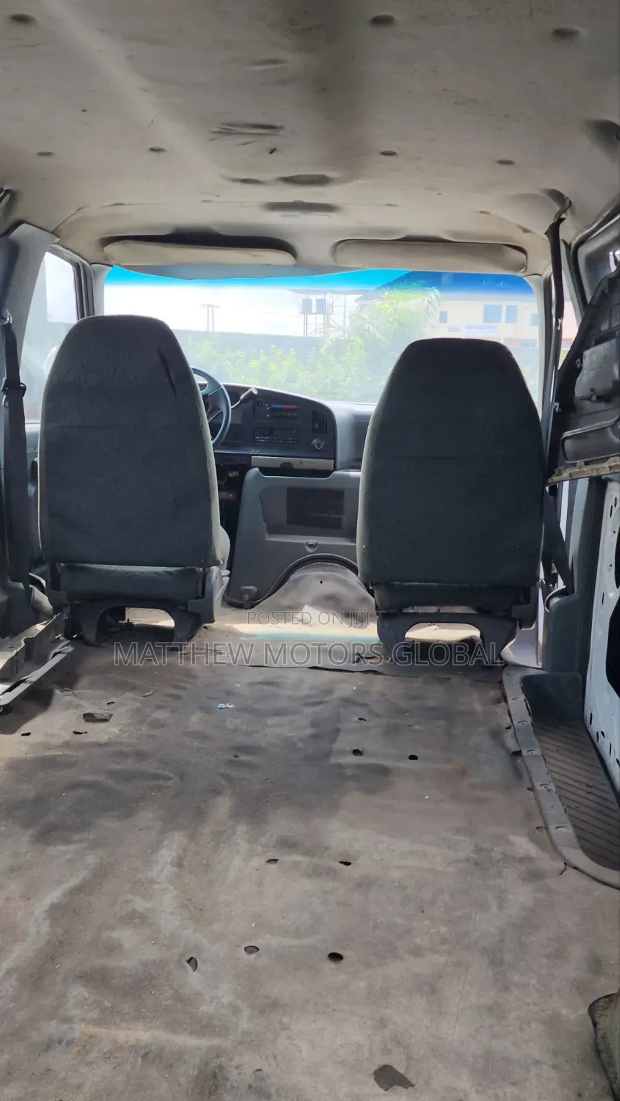 Ford E250 2005 White