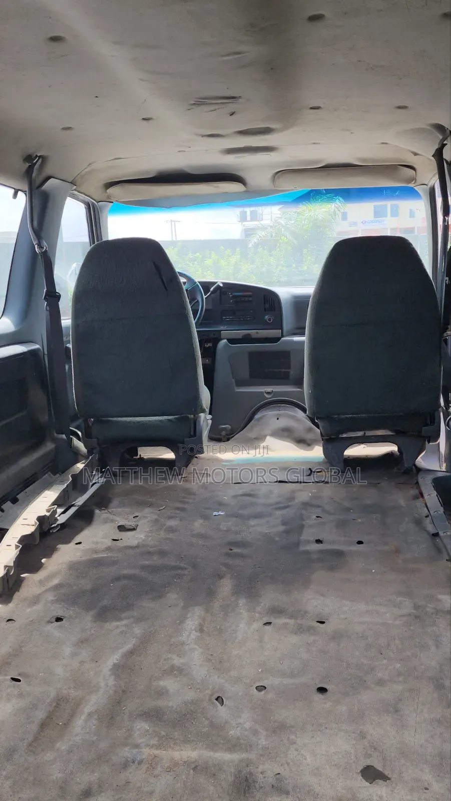 Ford E250 2005 White