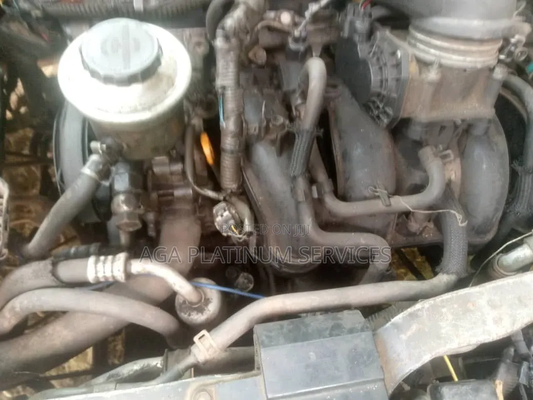 Toyota HiAce 2010 White