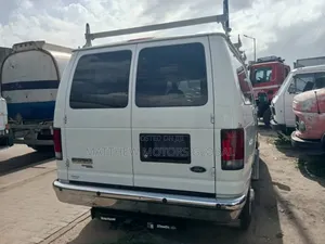 Ford E350 2008 White