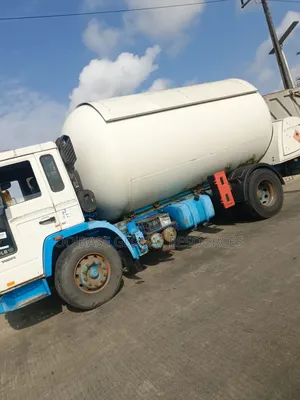 9.5tonnes Volvo LPG Bobtail
