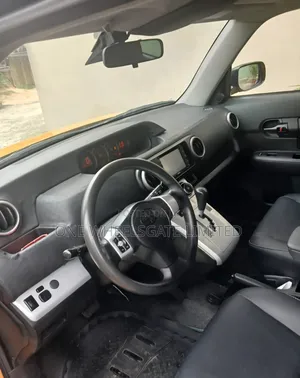 Scion xB 2014 Orange