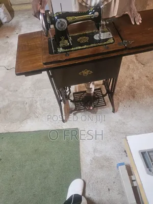 Manual Sewing Machine
