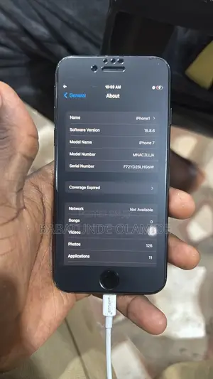 Apple iPhone 7 32 GB Black