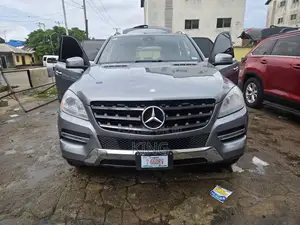 Mercedes-Benz M Class ML350 4MATIC 4dr SUV AWD (3.5L 6cyl 7A) 2015