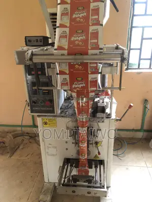 Granule Packaging Machine