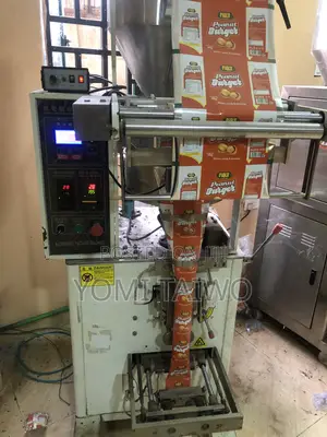 Granule Packaging Machine