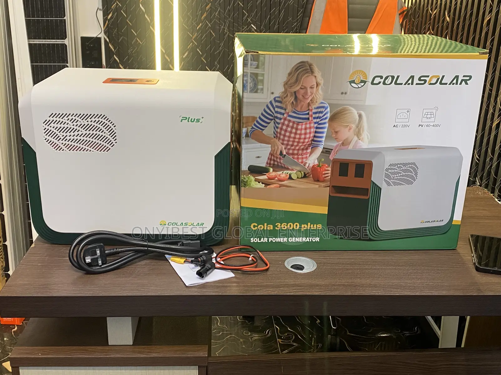 Premium Solar Generator With Installation Kit