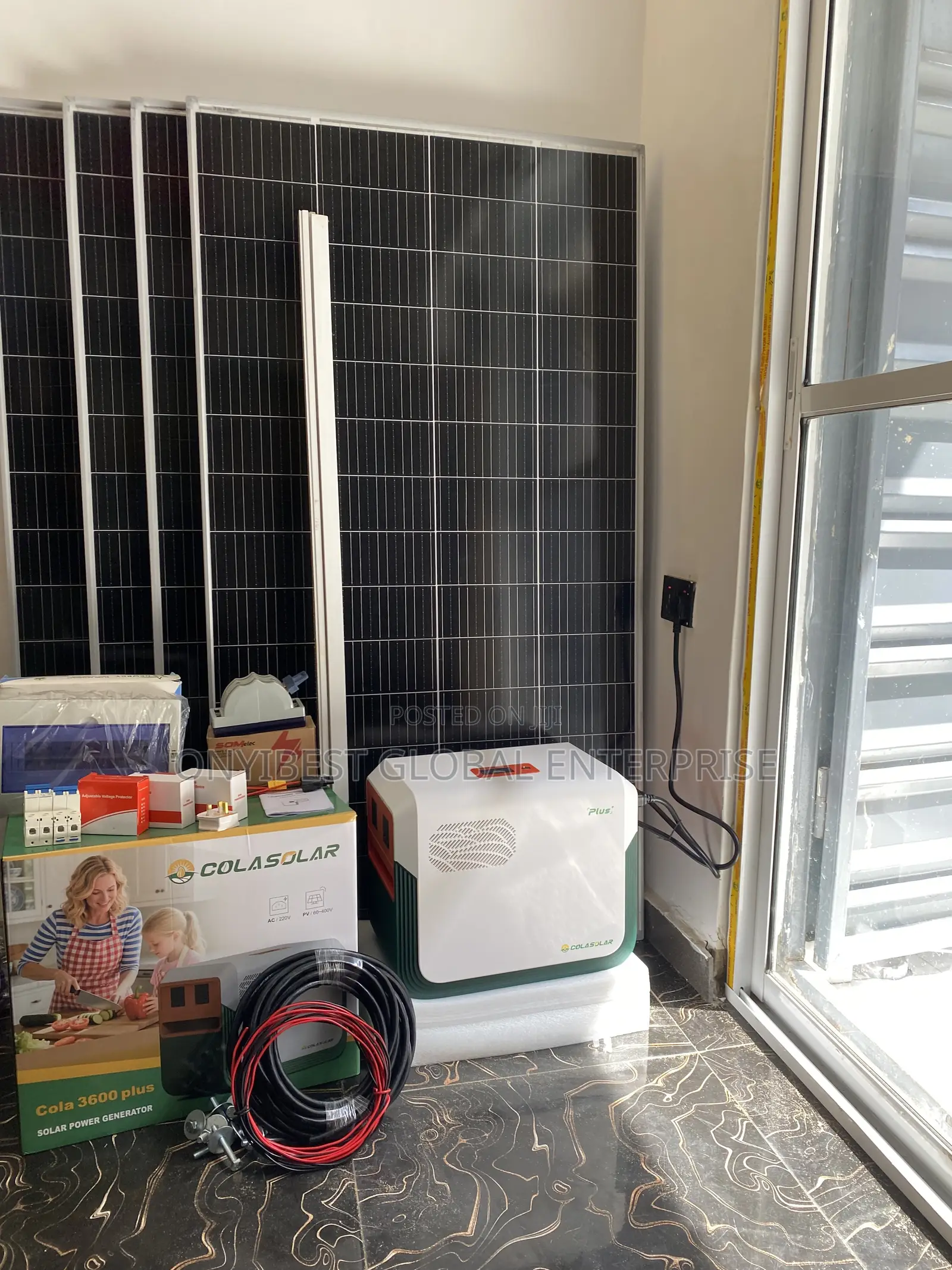 Premium Solar Generator With Installation Kit