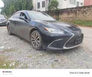 Lexus ES 2019 Black