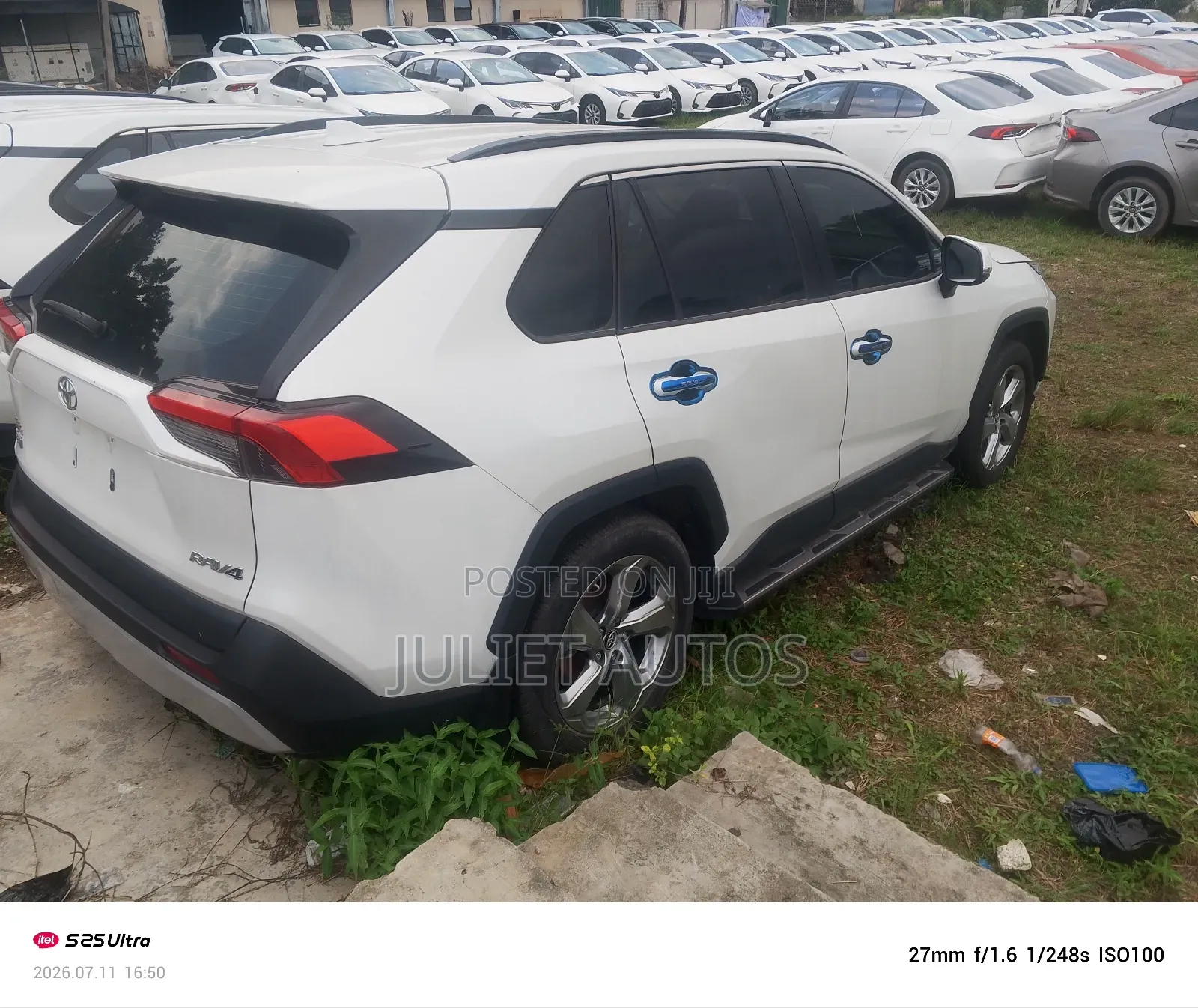 Toyota RAV4 2024 White