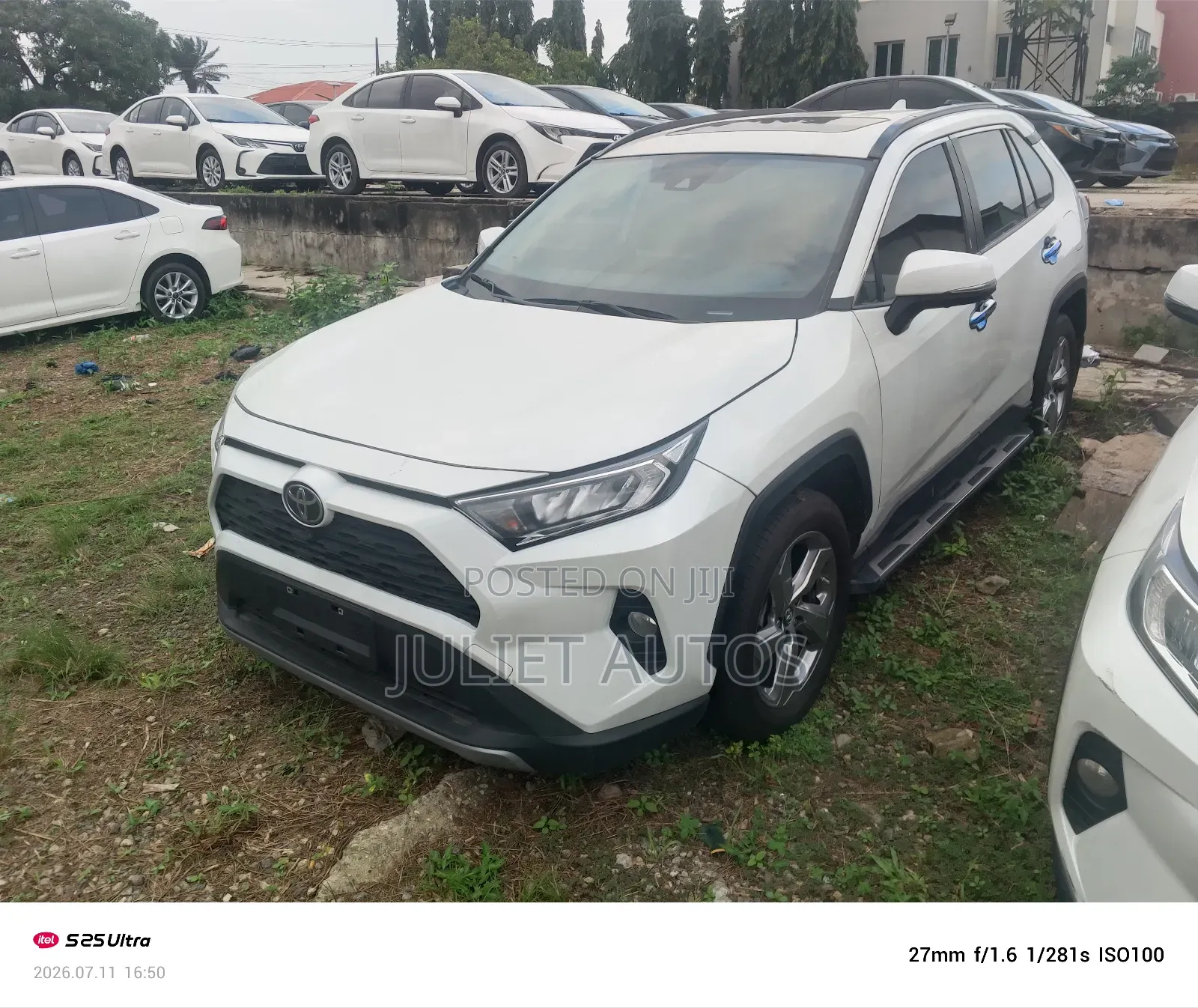 Toyota RAV4 2024 White