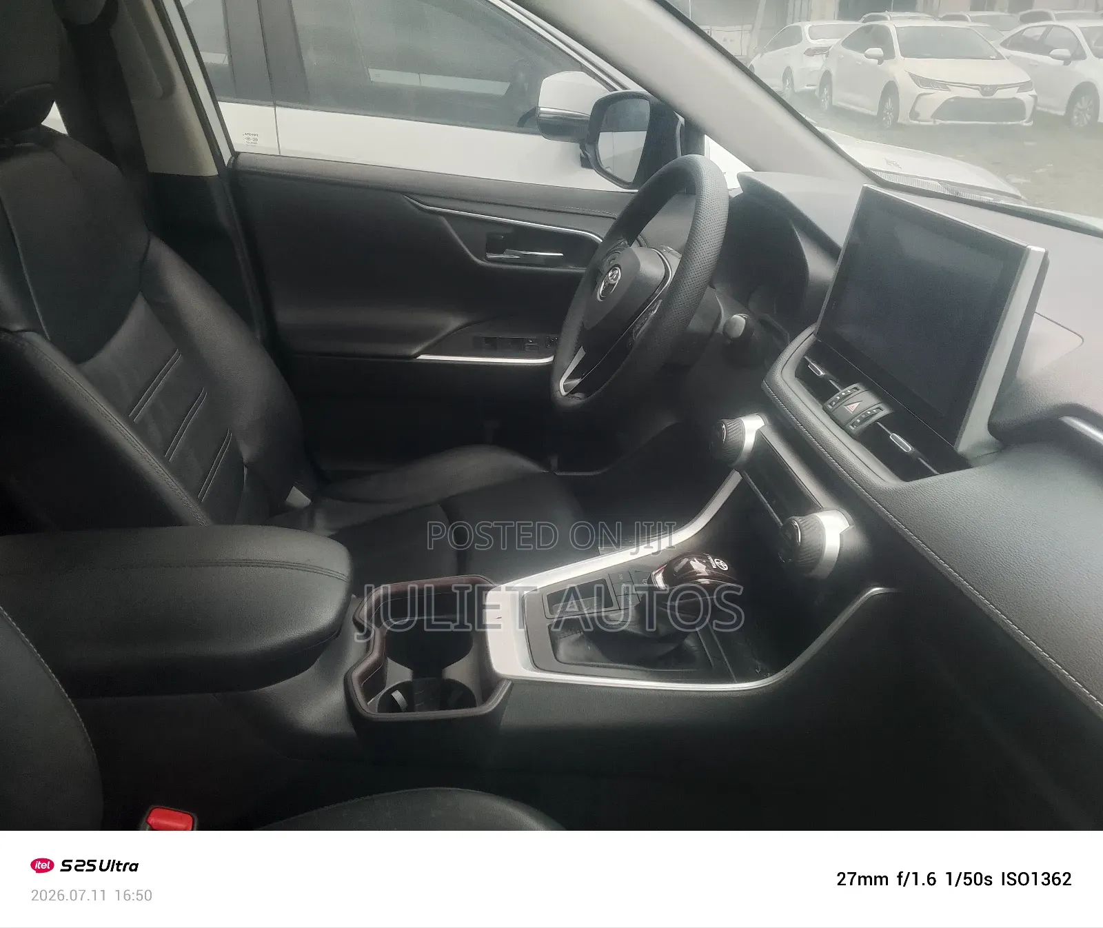 Toyota RAV4 2024 White