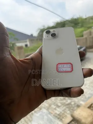 Apple iPhone 13 128 GB White