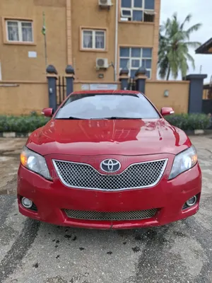 Toyota Camry 2010 Red