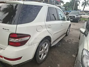 Mercedes-Benz M Class 2009 White