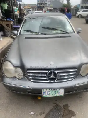 Mercedes-Benz C320 2003 Gray