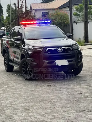 Toyota Hilux 2024 Black