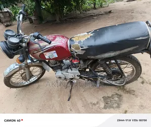Bajaj Boxer 2018 Red