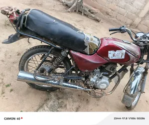Bajaj Boxer 2018 Red
