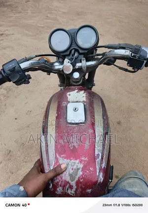 Bajaj Boxer 2018 Red