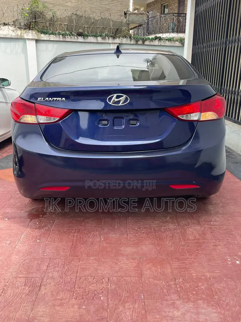Hyundai Elantra 2013 Blue