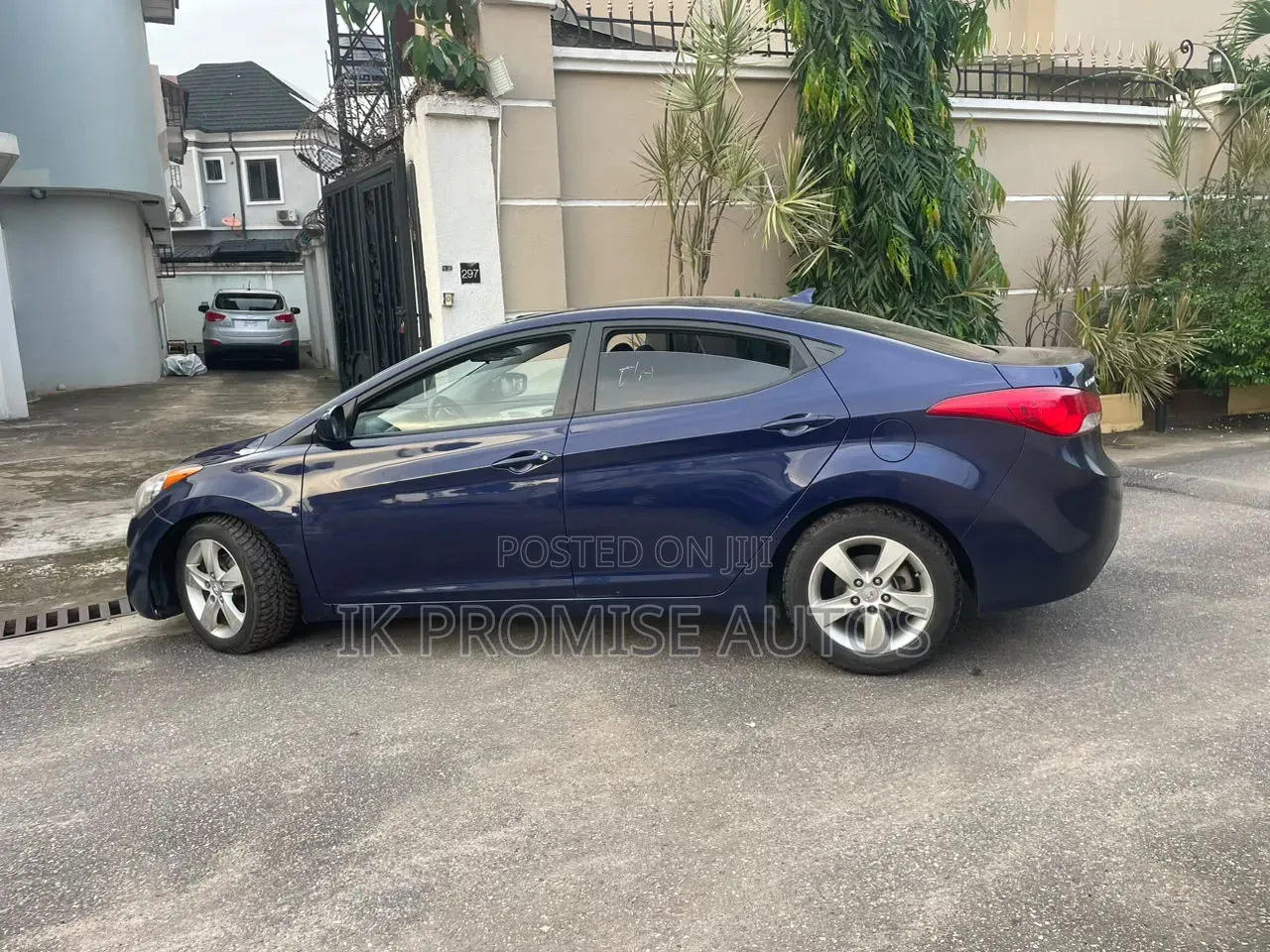 Hyundai Elantra 2013 Blue