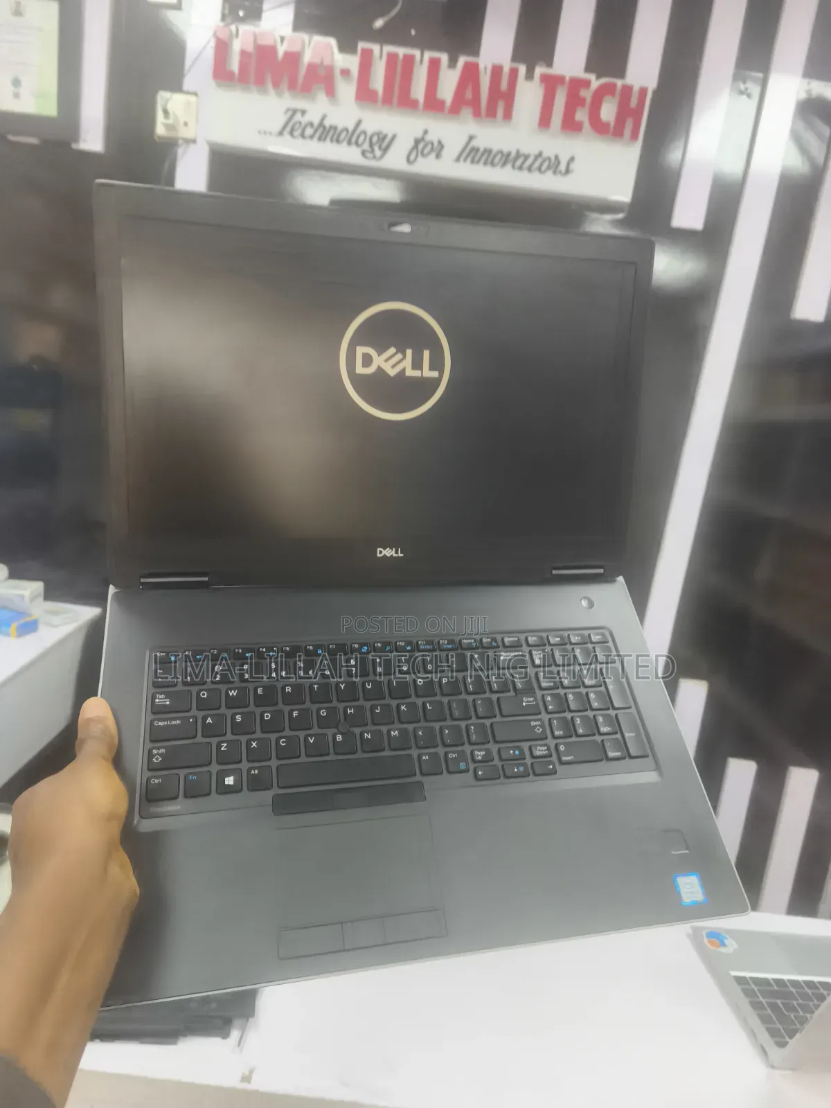 Laptop Dell Precision 7740 32GB Intel Core i7 SSD 512GB