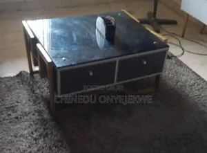 Center Table and 4 Side Stool