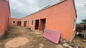 18bdrm Apartment in Cross River State for sale