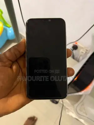 Apple iPhone 11 64 GB White