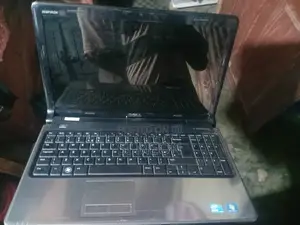 Laptop Dell Inspiron 15 4GB Intel Core i3 HDD 256GB