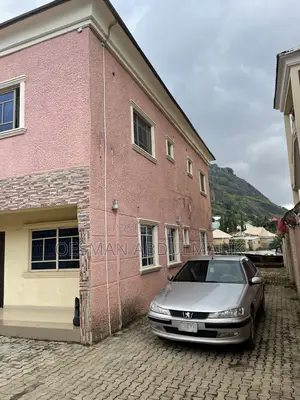 5bdrm Duplex in Dutse-Alhaji for sale