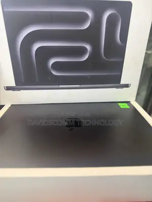 Laptop Apple MacBook Pro 2023 M3 Pro 36GB Apple M3 Pro SSD 1T