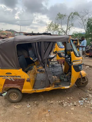 TVS 2024 Yellow