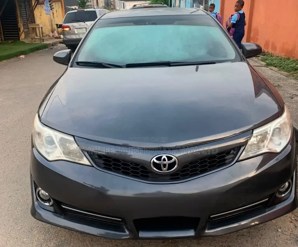 Toyota Camry 2013 Gray