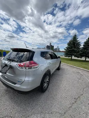 Nissan Rogue SL 4dr SUV AWD (2.5L 4cyl CVT) 2015 Silver