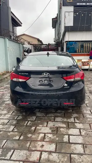 Hyundai Elantra 2013 Black