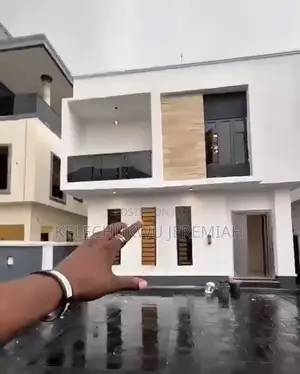 4bdrm House in Akwaka, Port-Harcourt for sale