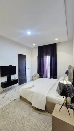 Furnished 2bdrm Apartment in Lekki Phase 1 for rent