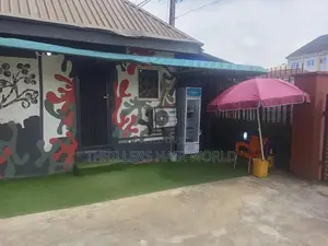 Barbers With Dreadlocks Experience Needed Accommodation Available