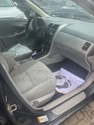 Toyota Corolla 2009 Gray