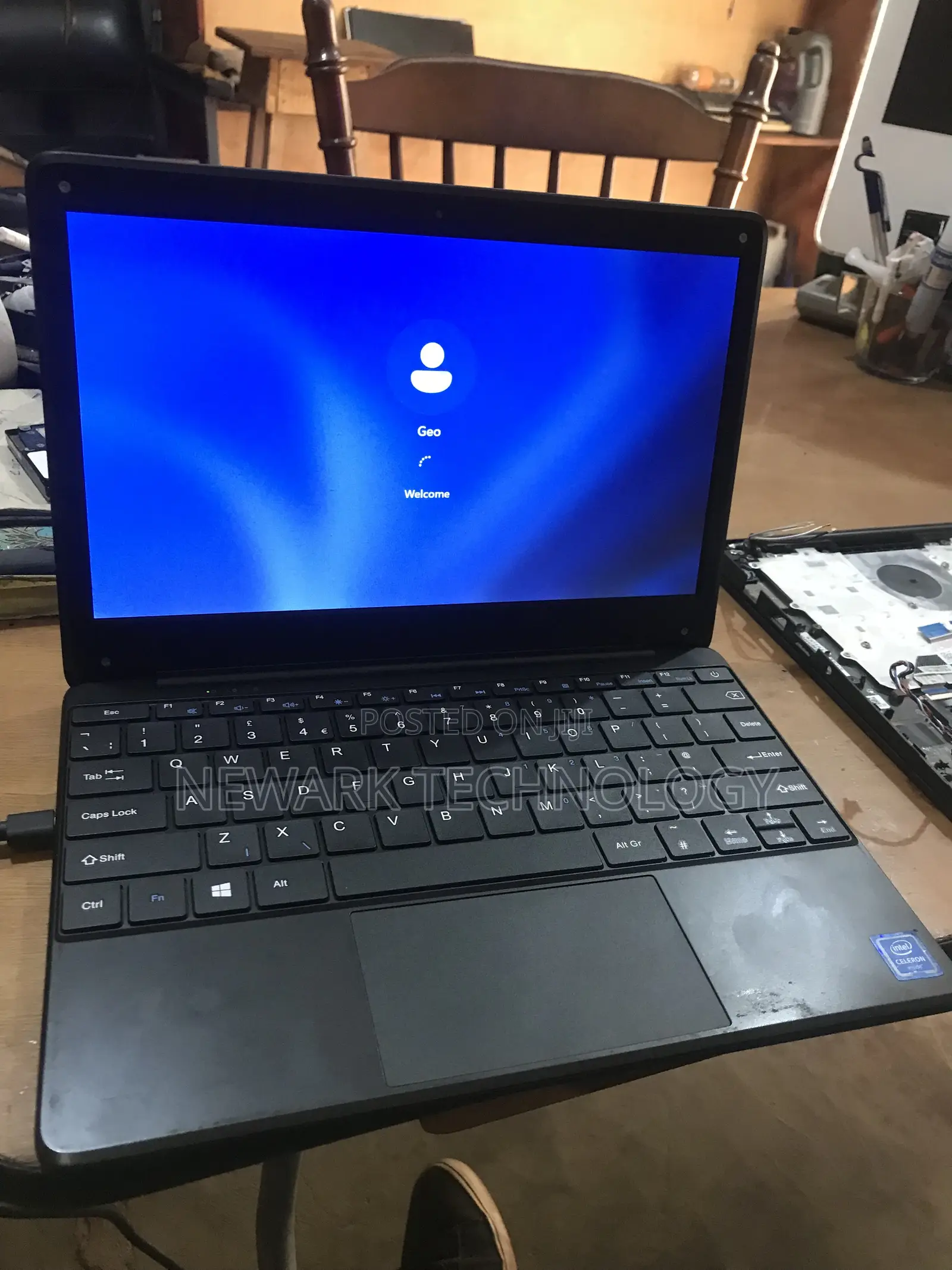 Laptop Geo Geobook 1E 4GB Intel Celeron SSD 60GB