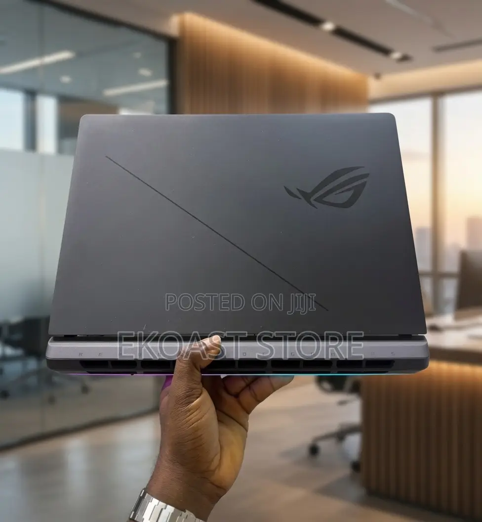 Laptop Asus ROG Strix G16 32GB Intel Core i9 SSD 1T