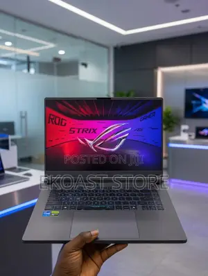 Laptop Asus ROG Strix G16 32GB Intel Core i9 SSD 1T