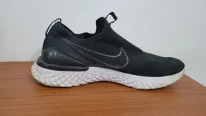 Nike Epic Phantom React