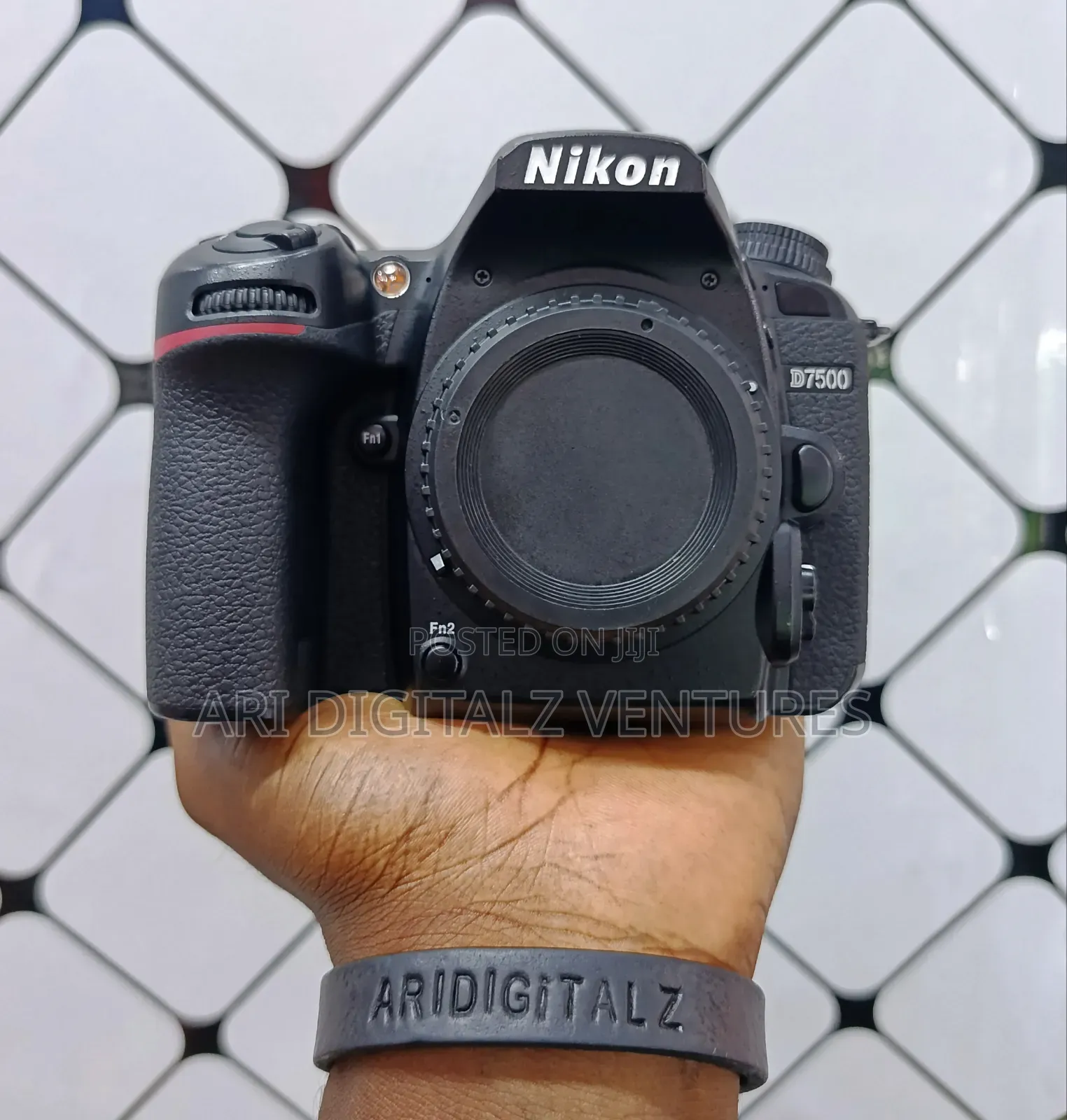 Nikon D7500