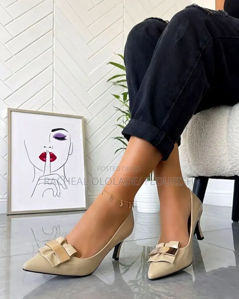 Classy Women Moderate Heel Office Shoes